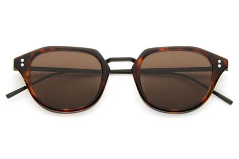 akila theory sunglasses.